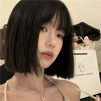 麻辣老师1这个女生有点冷
